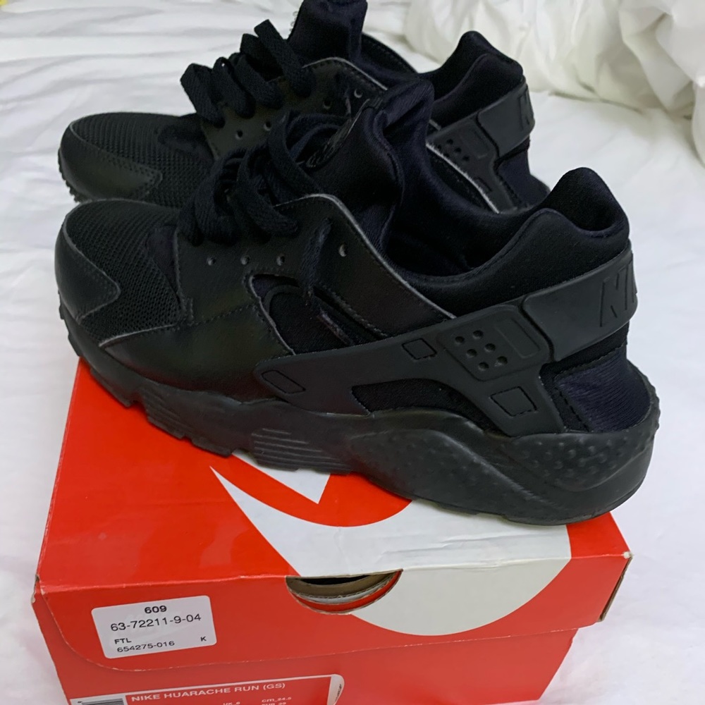 Nike huaraches
